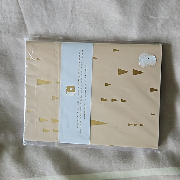 Idlewild Pocket Books - Picture 2 of 4